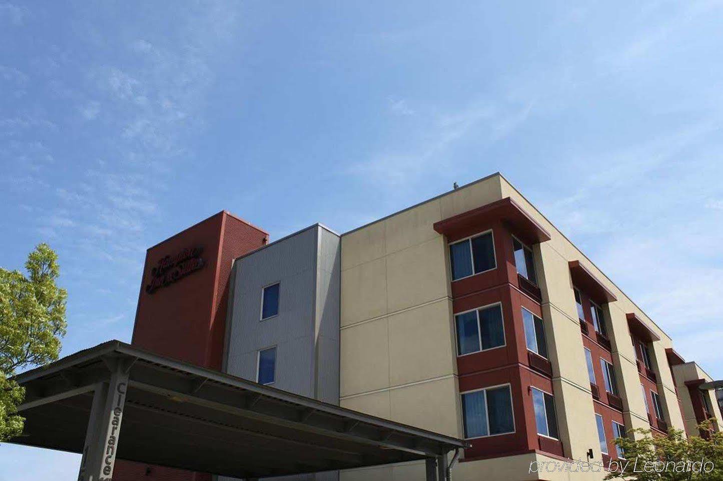 Hampton Inn & Suites Bremerton Exterior photo