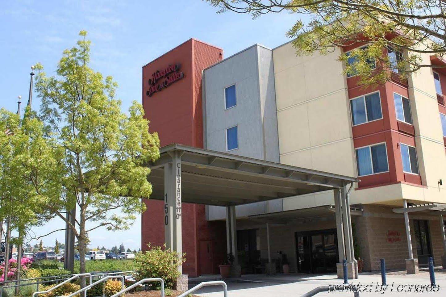 Hampton Inn & Suites Bremerton Exterior photo